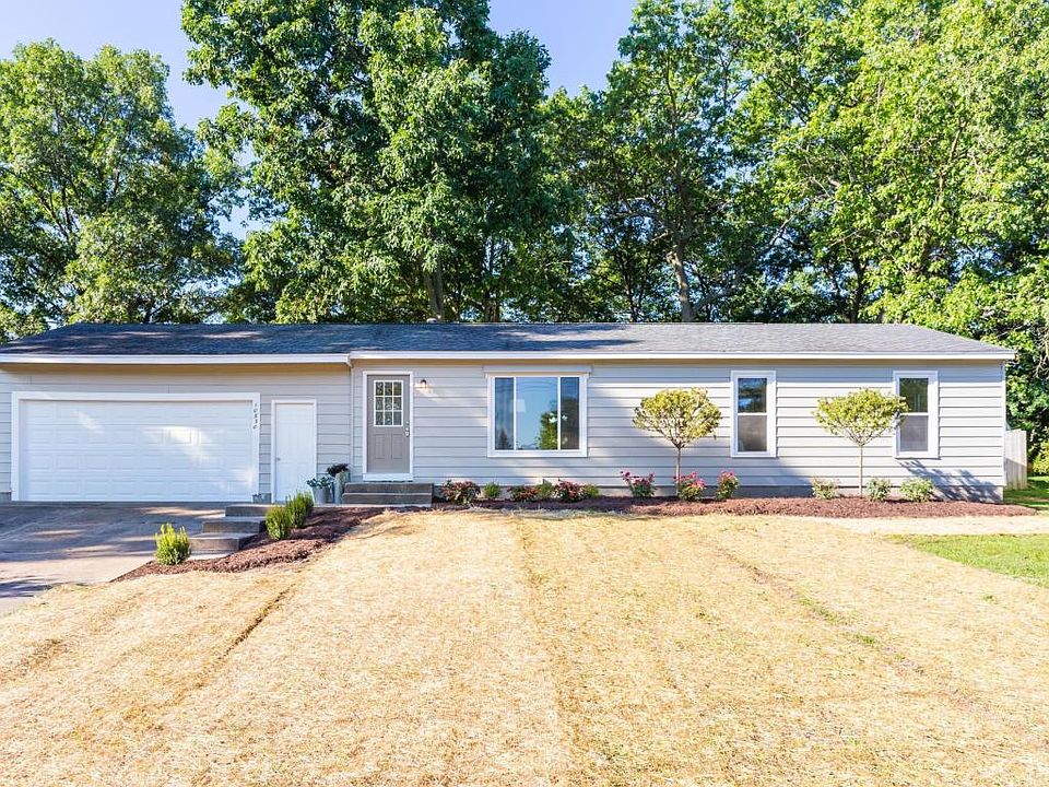 1st image of 10830 Deerwood Dr SE