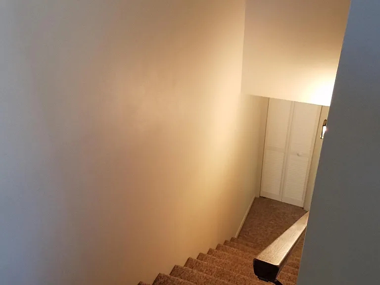 215 Harbor Dr — Photo 6