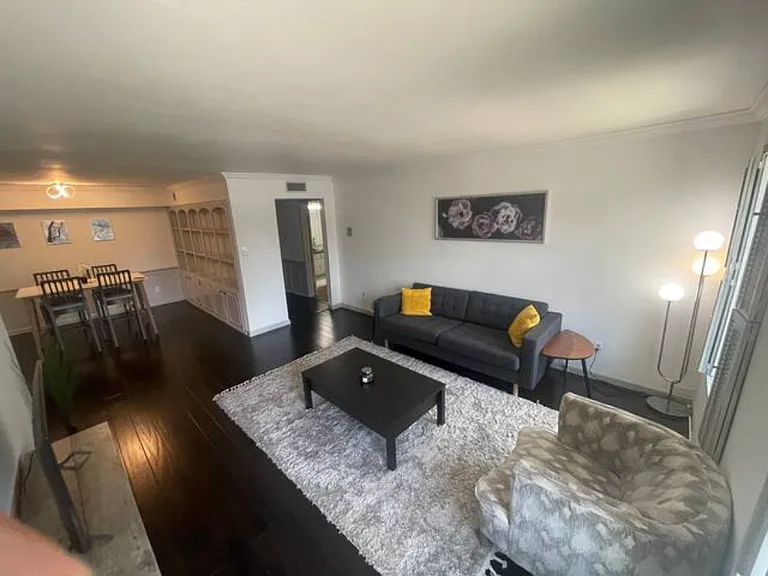 361 N Post Oak Ln #341 — Photo 7