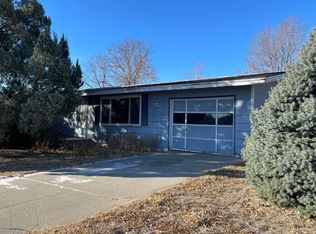807 N Green St, Valentine, NE 69201