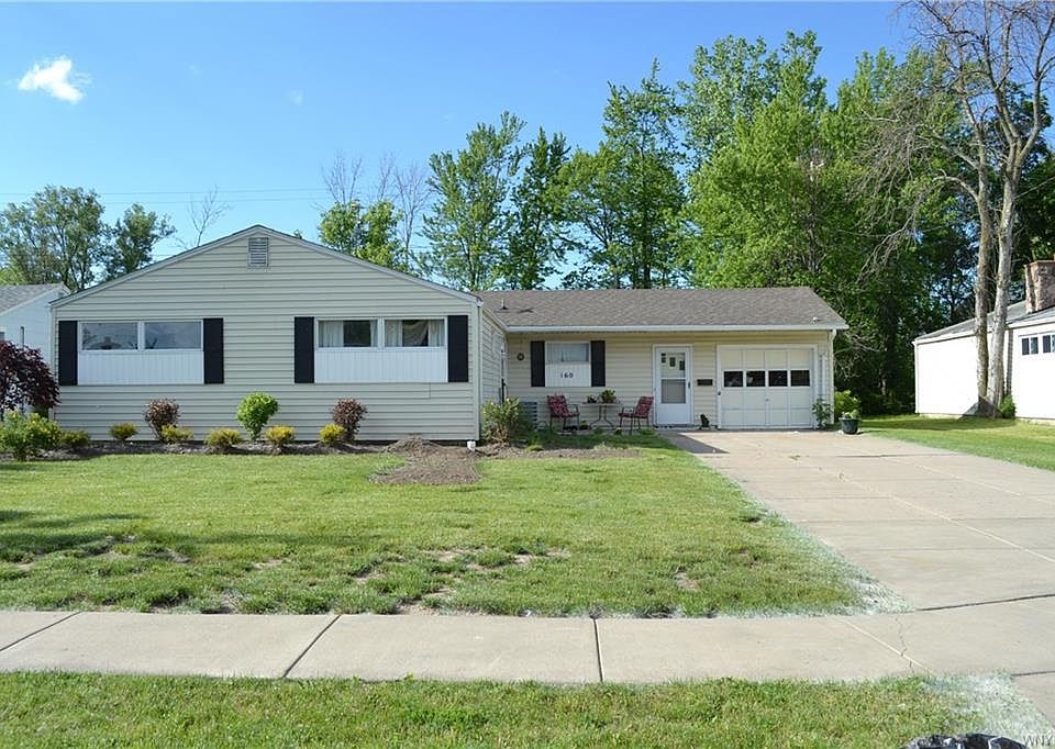 1st image of 160 Cheryl Ln
