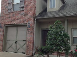 206 Tivoli Ln, Maumelle, AR 72113