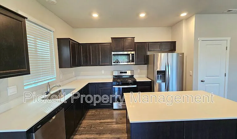 1278 W Pendleton Way — Photo 8