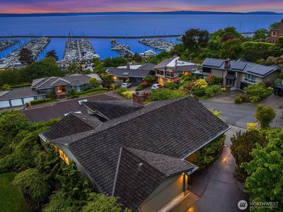 6826 36th Avenue NW, Seattle, WA, 98117