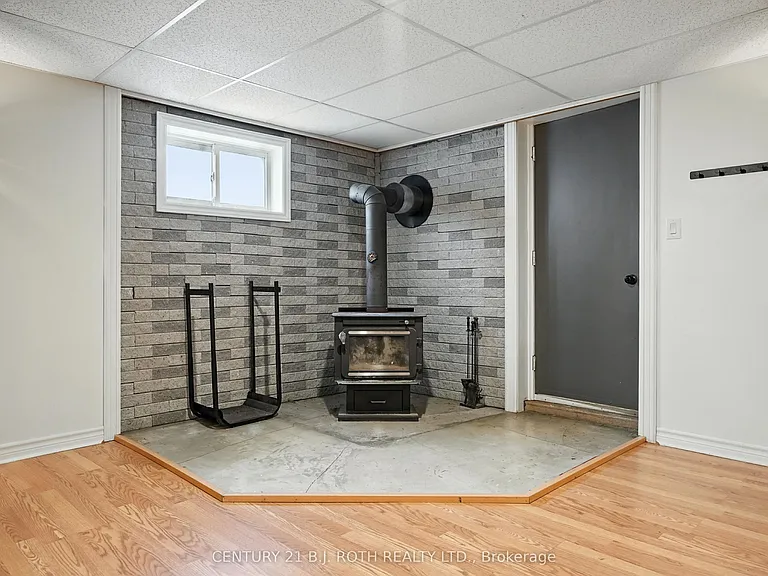 41 Market St #BASEMENT — Photo 12