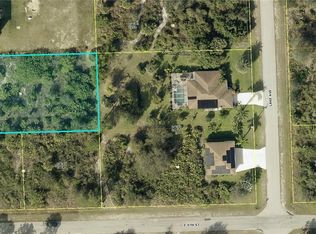 902 8th Ave, Lehigh Acres, FL 33972