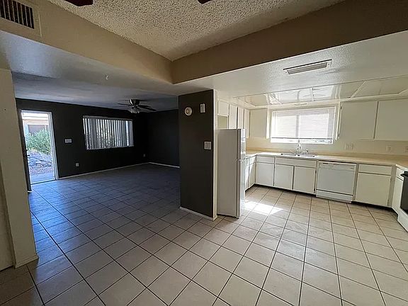 2nd image of 16640 E Almont Dr