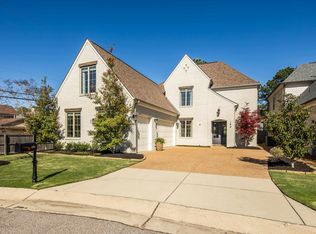 194 Chadwick Woods Ln, Collierville, TN 38017