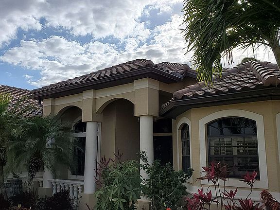 2nd image of 4304 NW 39th Ave