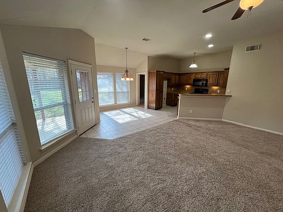 5th image of 139 Midway Cir