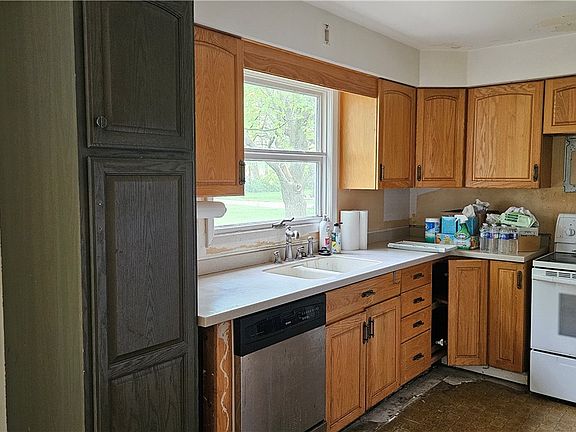 5th image of 6789 Knollwood Dr