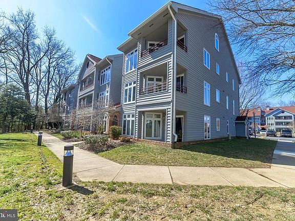 2nd image of 1132 Lake Heron Dr APT 2B