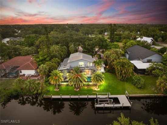 3998 Hidden Acres Cir S, North Fort Myers, FL 33903