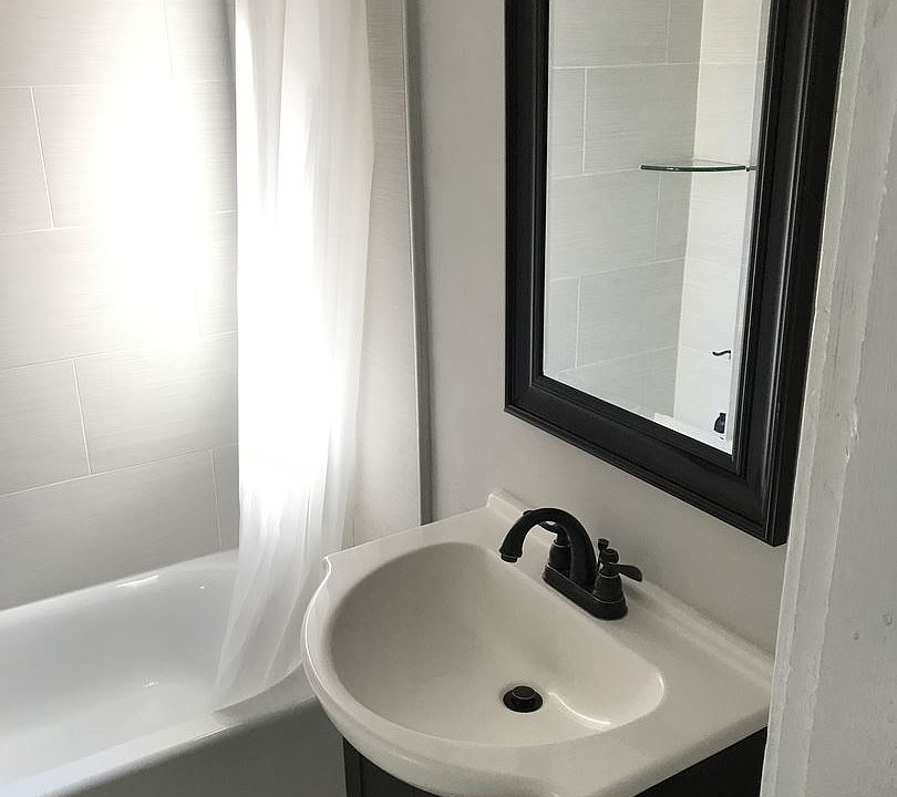 2nd image of 709 Chimborazo Blvd APT B