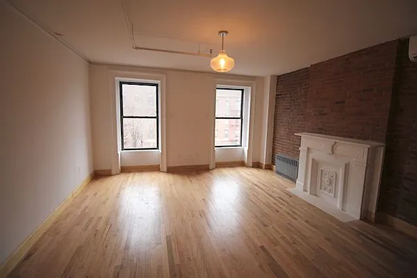 Rented by Capri Jet Realty Corp | media 6