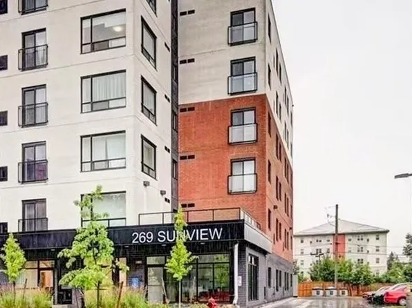 269 Sunview St #601, Waterloo, ON N2L 3V8
