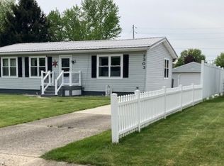 7303 Virginia Dr, Ravenna, OH 44266
