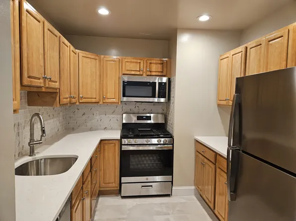 613 4th Street image 1 of 26