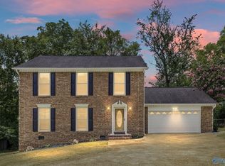 2009 Brandy Cir NE, Huntsville, AL 35811