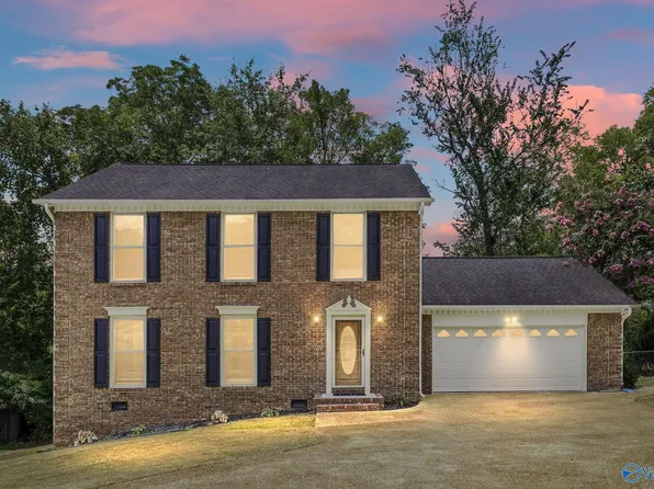 2009 Brandy Cir NE, Huntsville, AL 35811