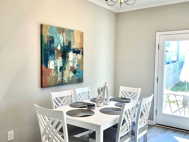 2784 Laurel Ridge Cir — Photo 25
