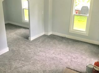 711 E Madison St, Washington, IA 52353