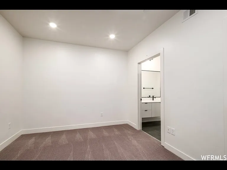 933 S Washington St #111 — Photo 9