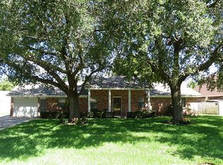 718 N Tarpey Rd, Texas City, TX 77591