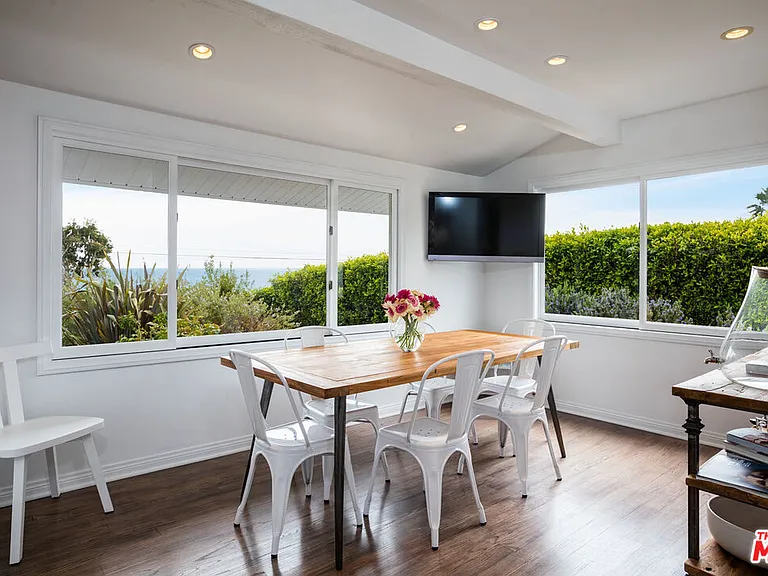 29225 Cliffside Dr — Photo 7