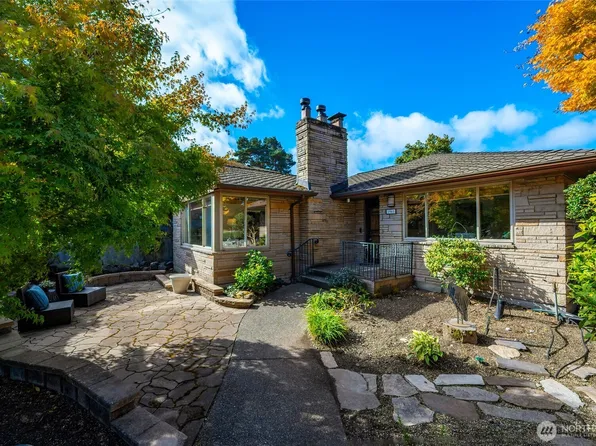 1961 31st Avenue W, Seattle, WA 98199