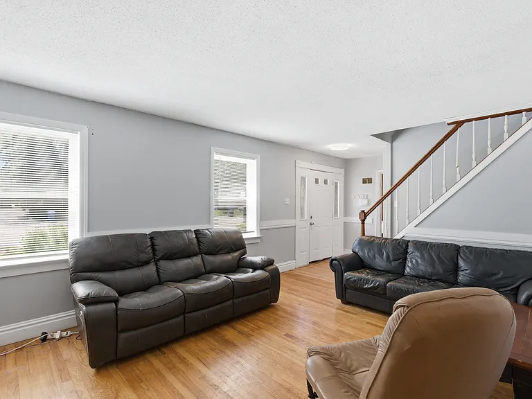 1330 S New Florissant Rd — Photo 20
