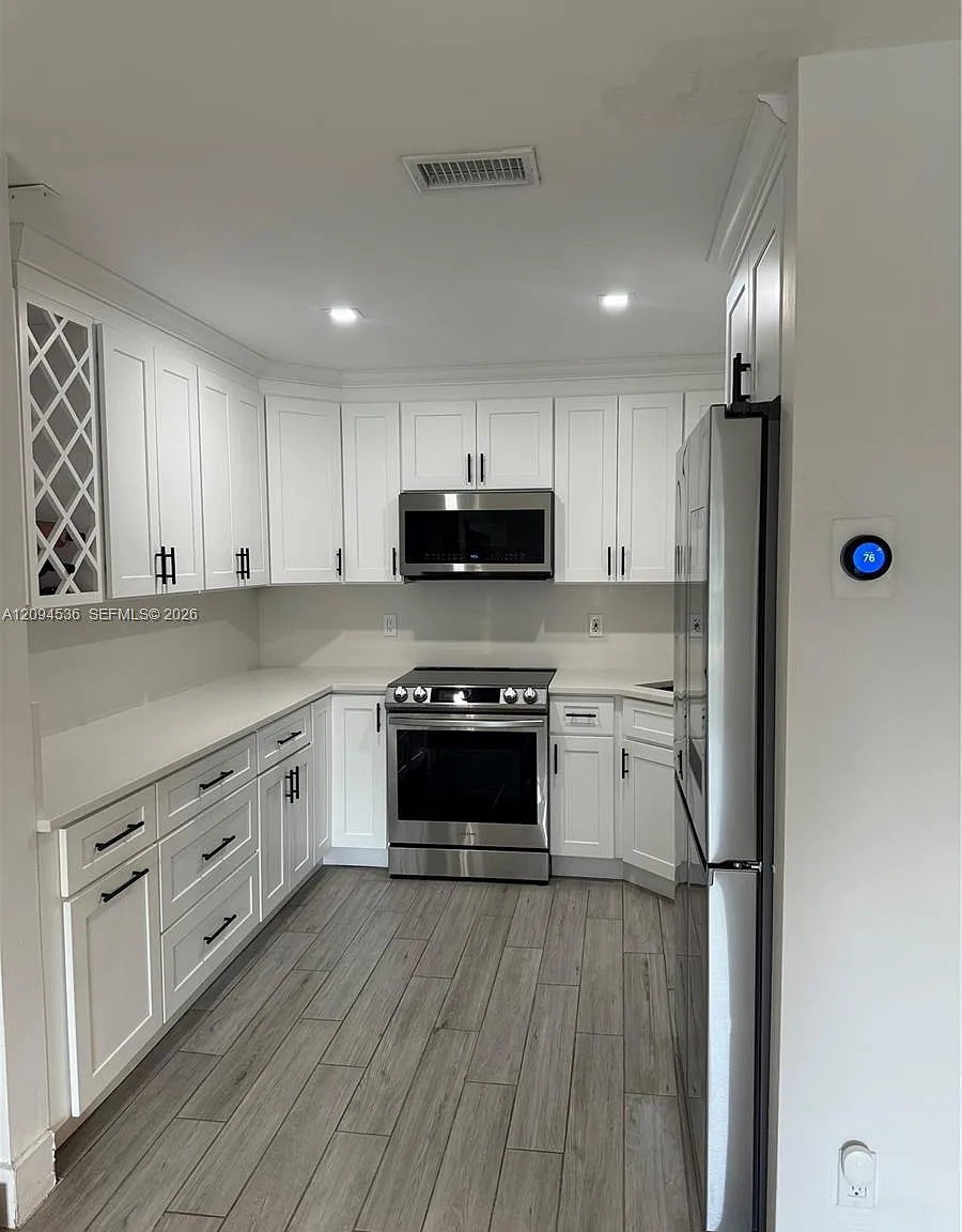 Karanda Village V-A Condo — Photo 2