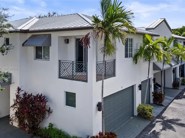 712 SE 2nd St, Pompano Beach, FL 33060