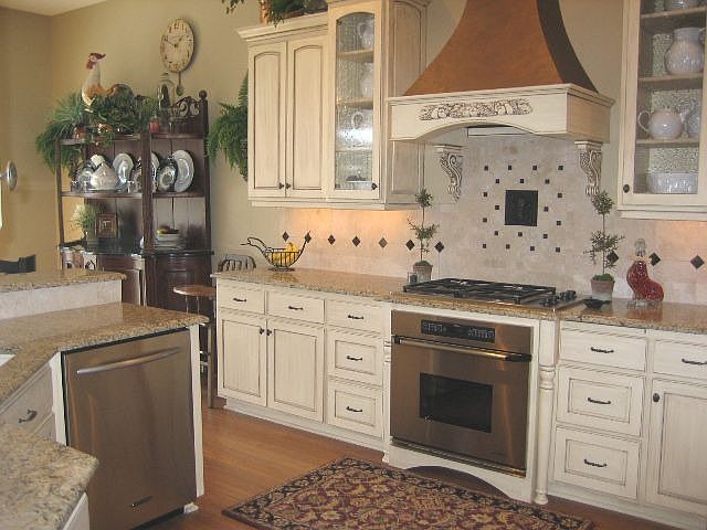 Gourmet dream kitchen in both function & beauty! 