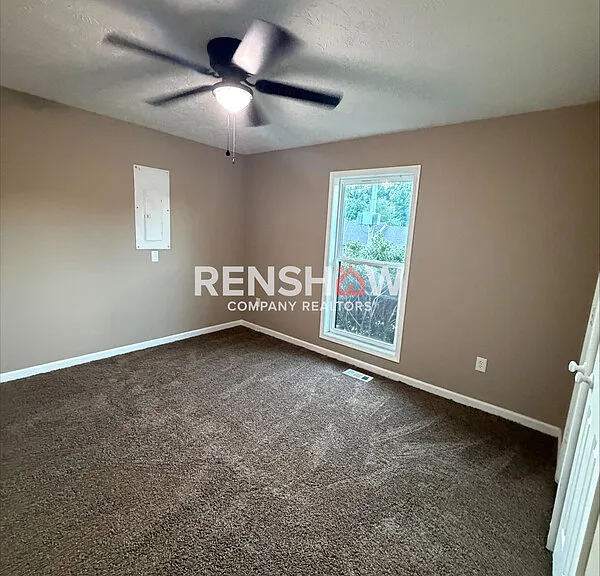 57 Derbyshire Dr — Photo 13