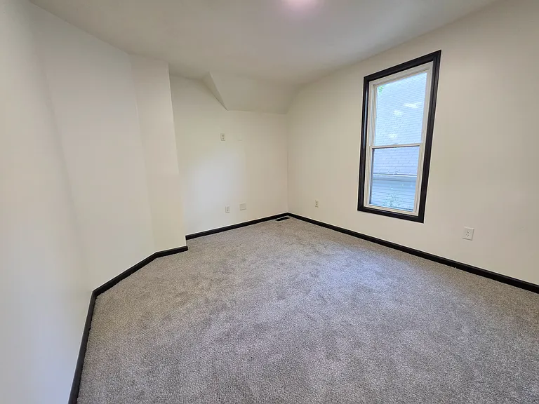 313 Greenwood Ave — Photo 15