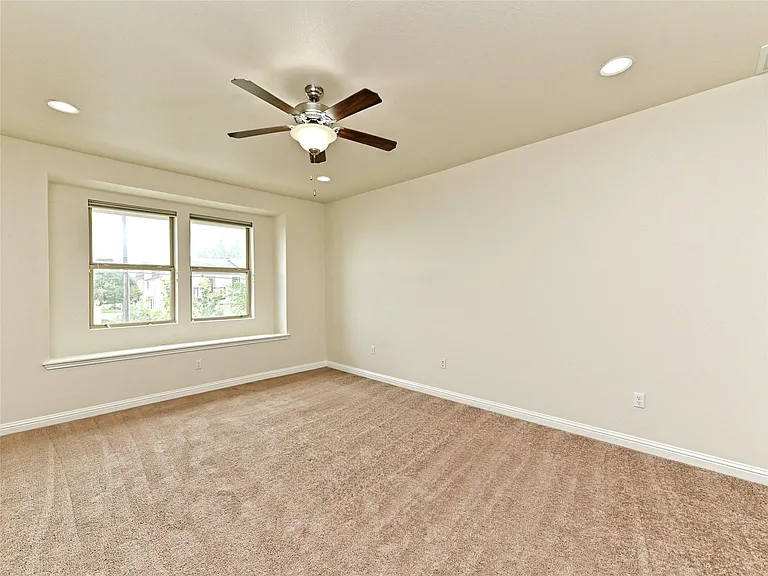 6814 E Riverside Dr #63 — Photo 13