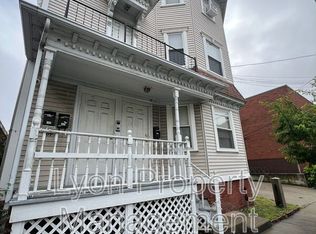 407 Smith St #2, Providence, RI 02908