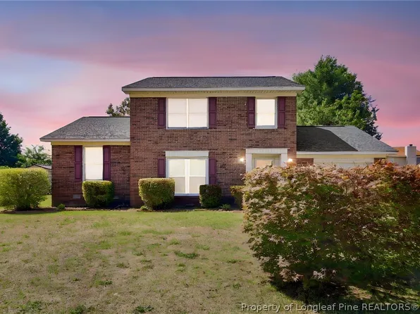 7742 All Saints Dr, Fayetteville, NC 28314