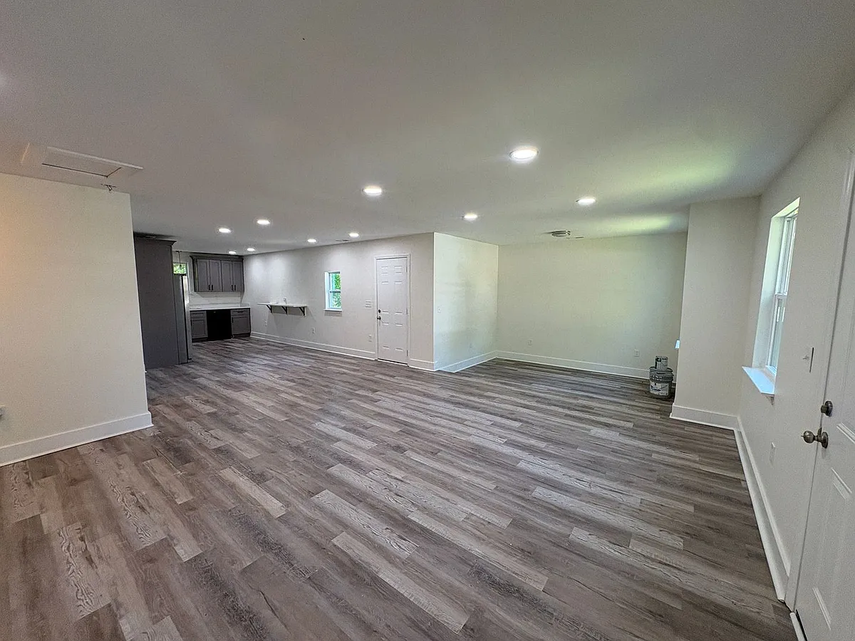 Building Photo - 509 Rose Hill St
