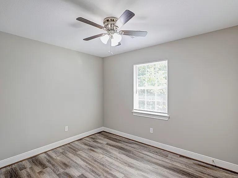 8510 Alcott Dr — Photo 13