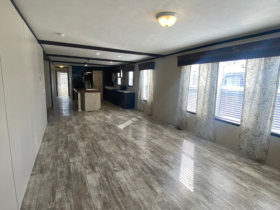 2nd image of 32719 N Susan Ln