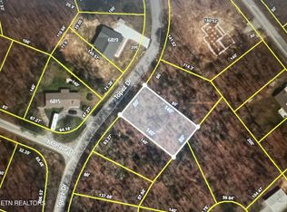 6816 Topez Dr, Crossville, TN 38572