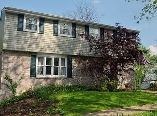 471 Old Hickory Dr, Pittsburgh, PA