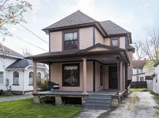 18 Church St, Lancaster, NY 14086