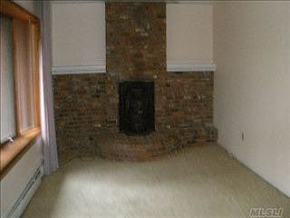 4th image of 19 Carol Ave