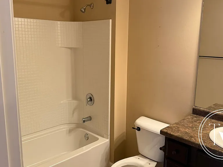 639 Red Oak Ln — Photo 22