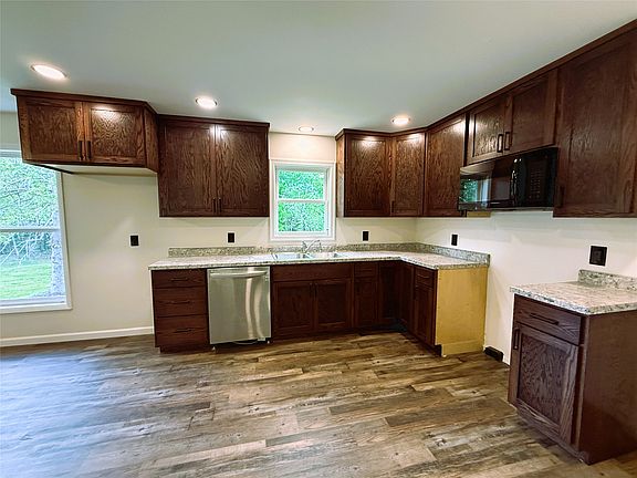 4th image of W9902 Flohr Road