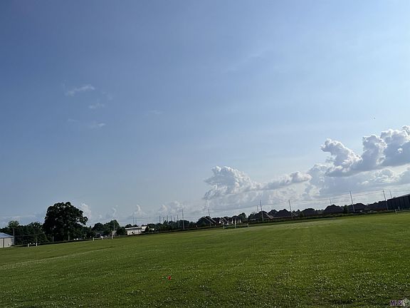 4th image of Sugar Root Rd