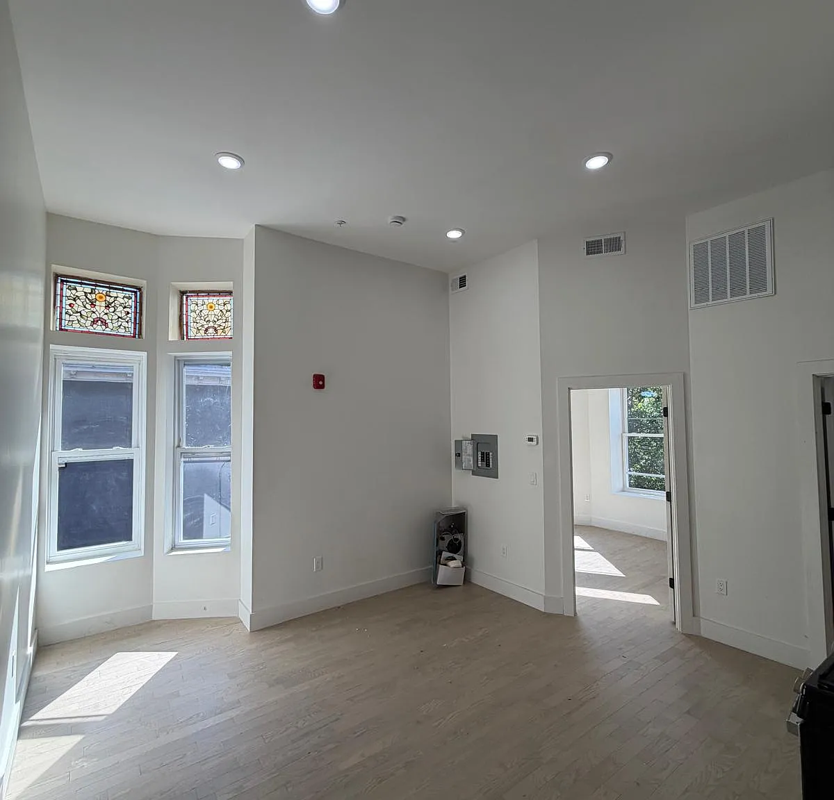 1 bed, $1,650 — Photo 3